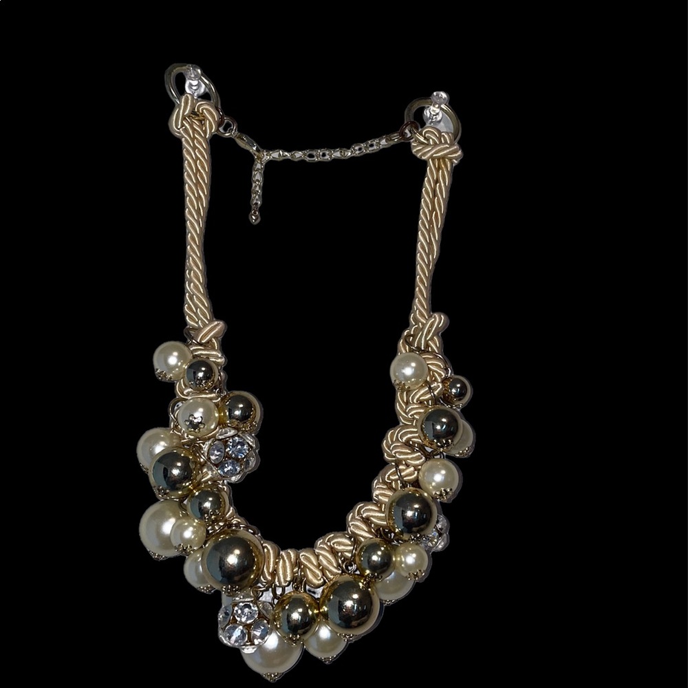 Cord necklace